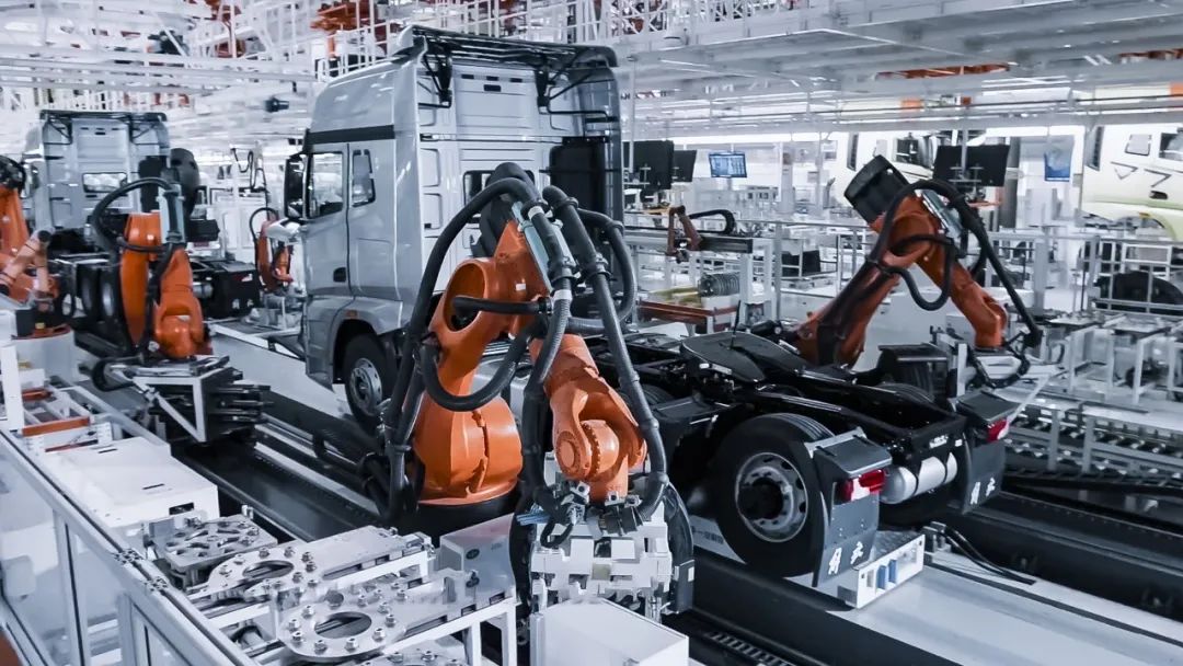 AI+機器人驅動汽車總裝智造升級，實現高精度、高效率、高柔性整車裝配